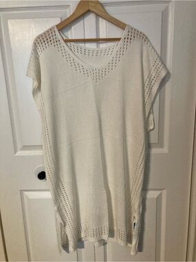 Cupshe White Open-Knit V-Neck Beach Cover-Up